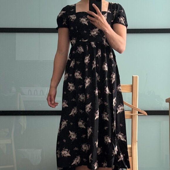 Disturbia Carrion Puff Sleeve Midi Dress - Picture 7 of 8